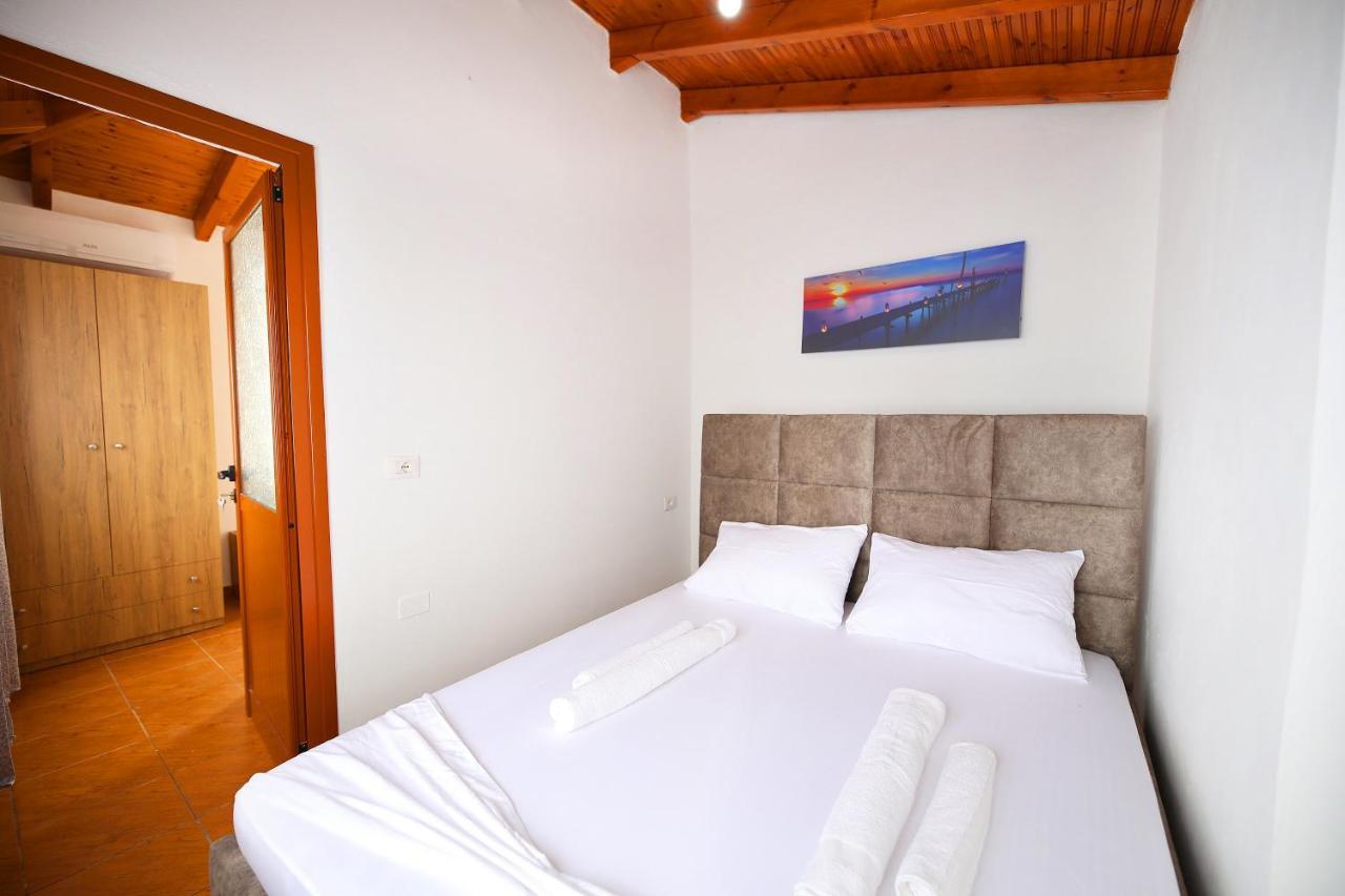 Seascape Villas Vlore Exterior photo