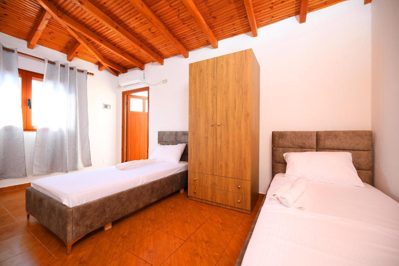 Seascape Villas Vlore Exterior photo